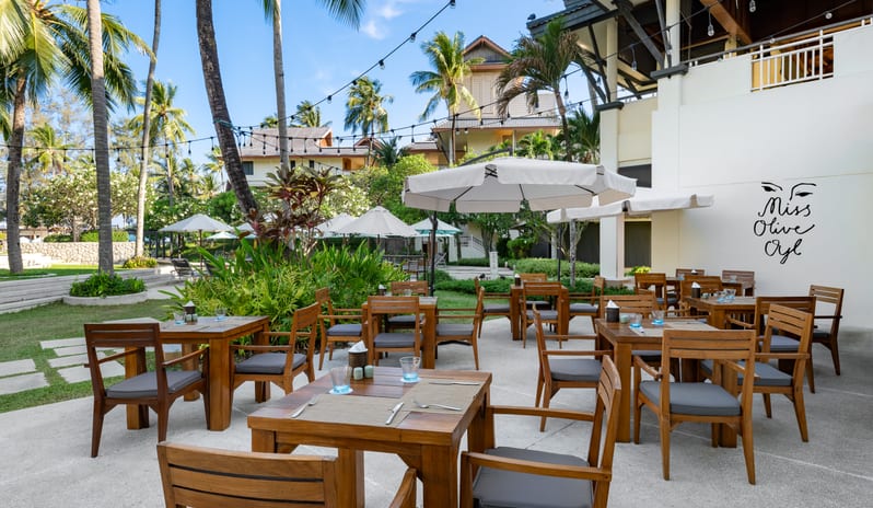 SAii Laguna Phuket Food Beverage Miss Olive Oyl Outdoor